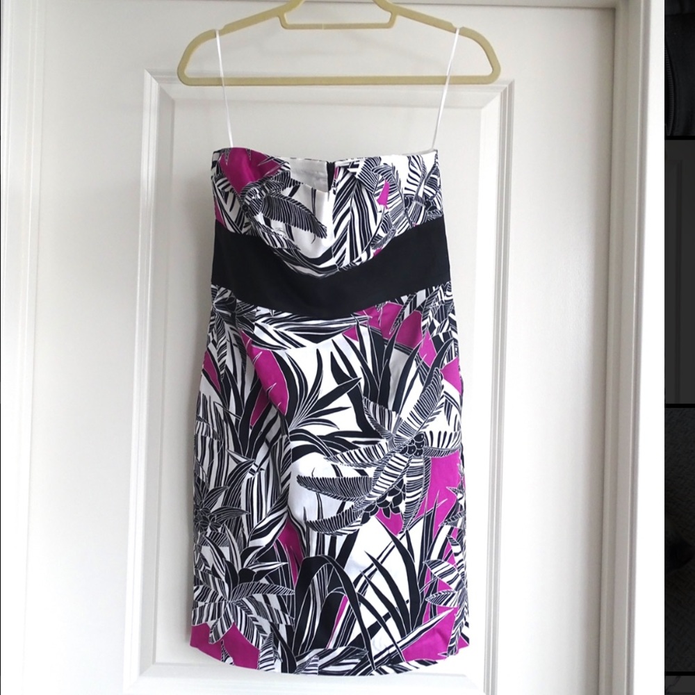 NWOT Trina Turk strapless dress size 6